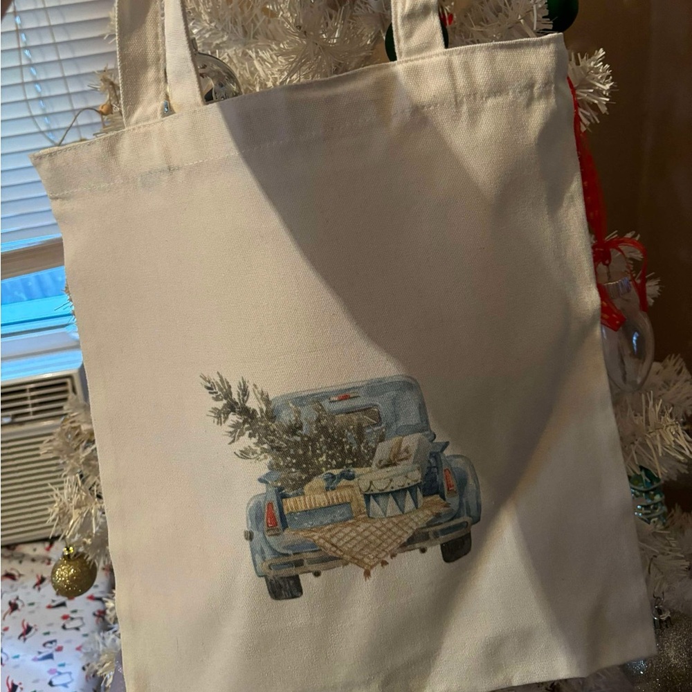 Tote bag